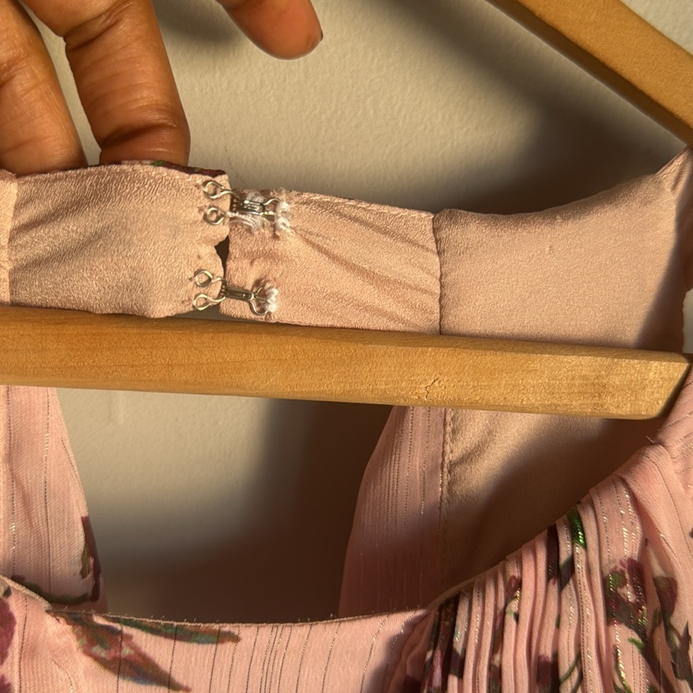 Chic Floral Halter Maxi Dress in Pink - Picture 6 of 13